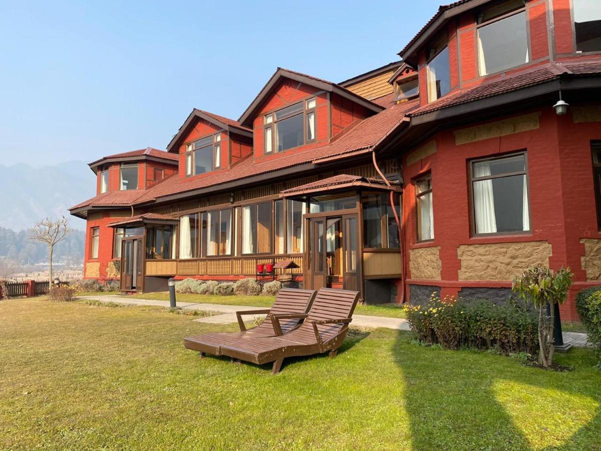 100 m² dengan 1 bilik tidur dan 1 bilik mandi peribadi di Pahalgam Luaran gambar