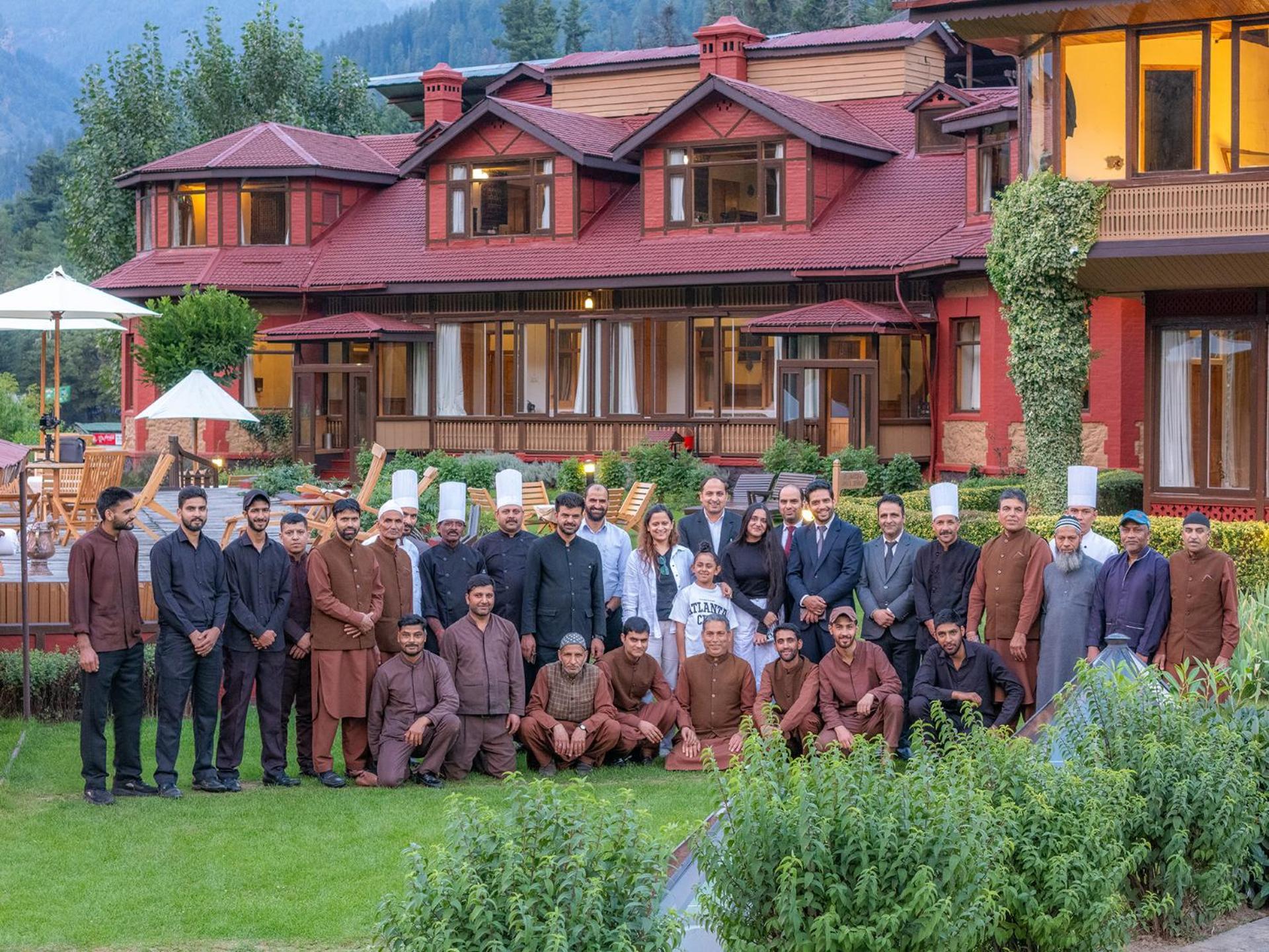 100 m² dengan 1 bilik tidur dan 1 bilik mandi peribadi di Pahalgam Luaran gambar