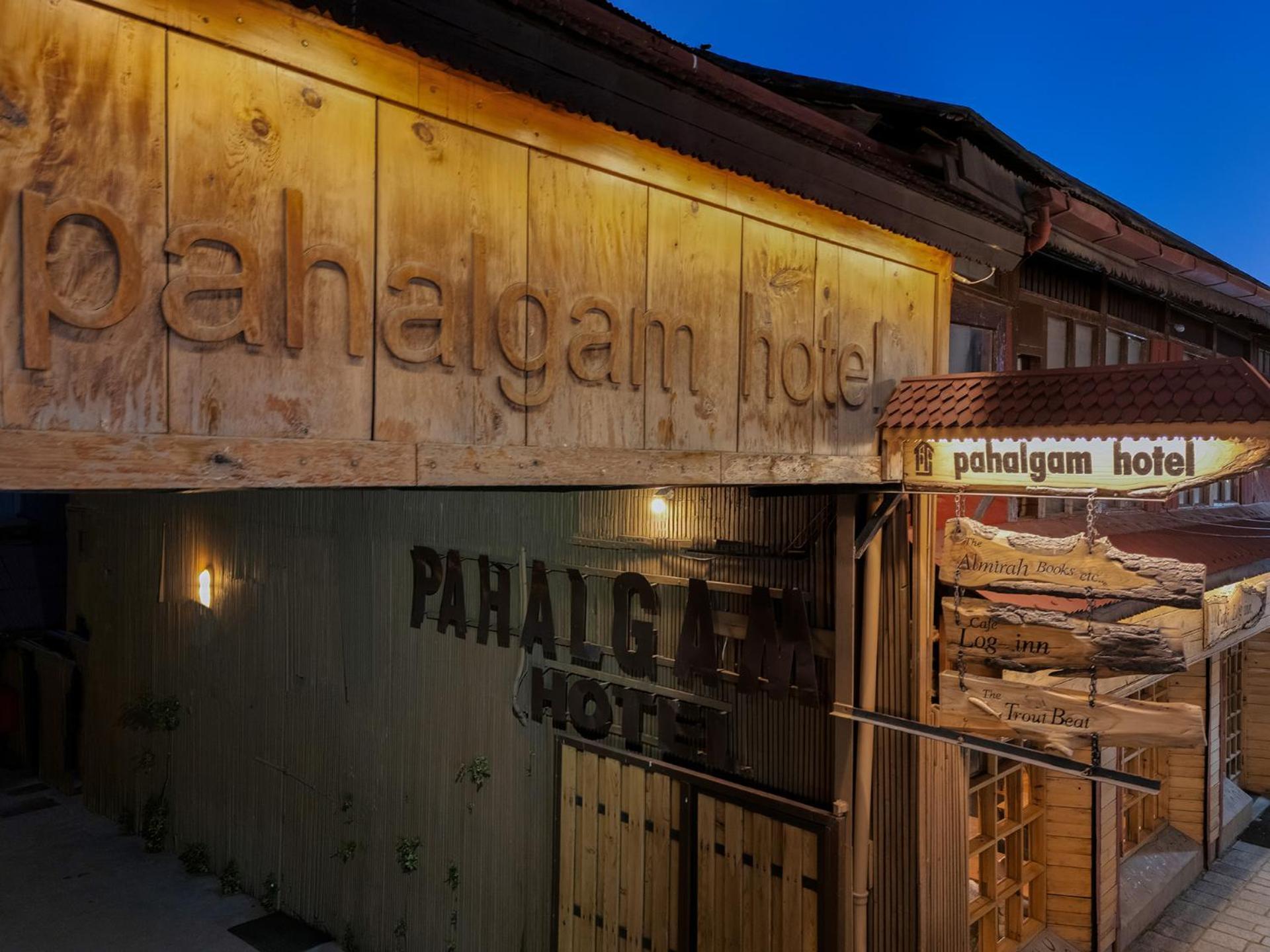 100 m² dengan 1 bilik tidur dan 1 bilik mandi peribadi di Pahalgam Luaran gambar